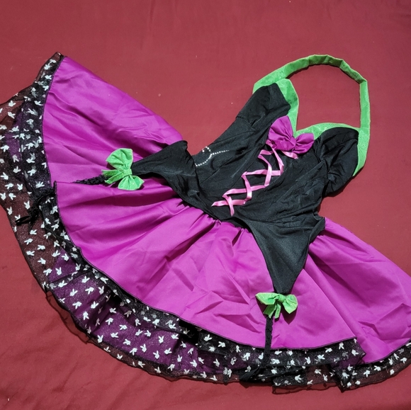 Play Boy Witch Costume - Picture 3 of 15